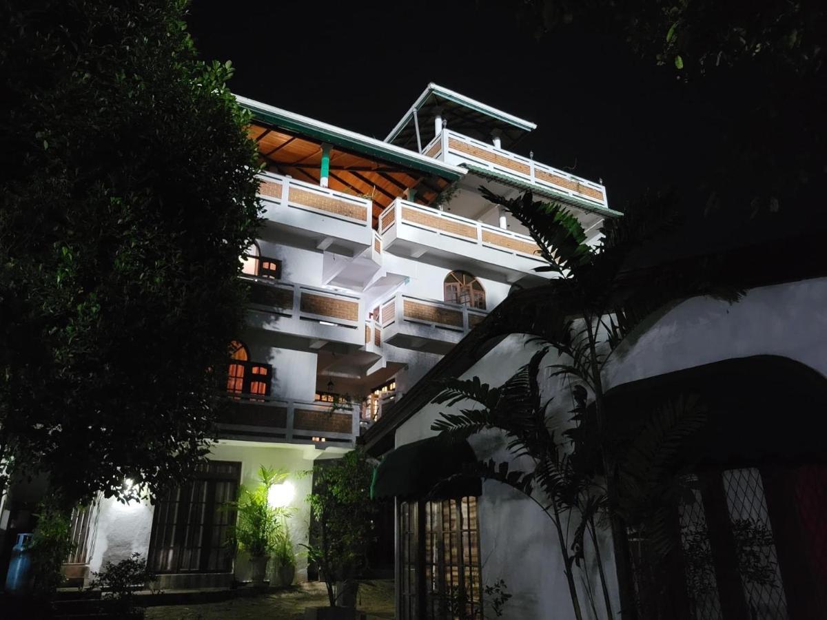 Aloy'S Residence Digana Bagian luar foto